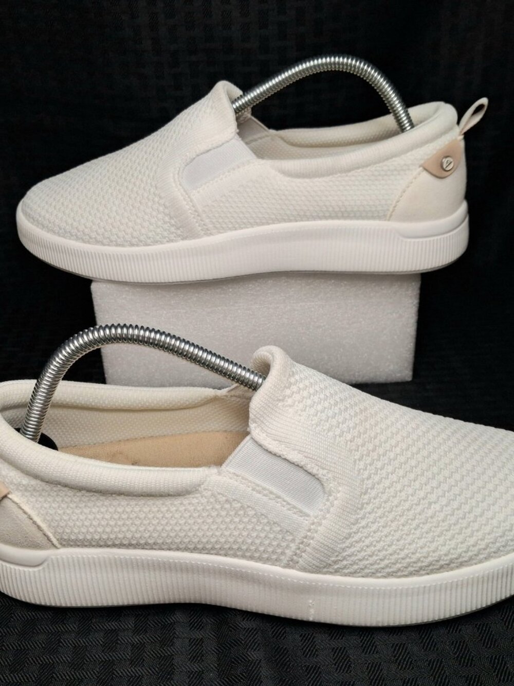 Reef Neptune Elyse Women's White Knit Slip On Comfort Sneakers Size 9